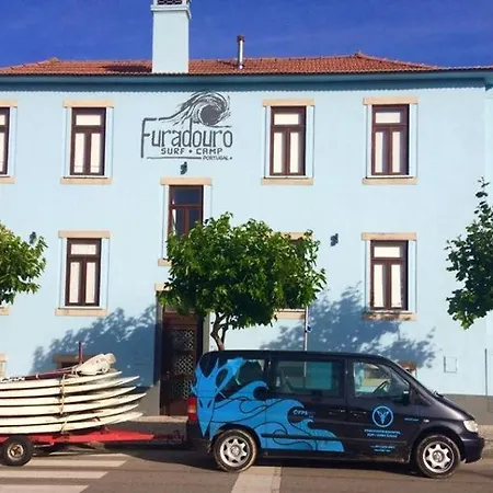 아파트 Furadouro Surf Camp *