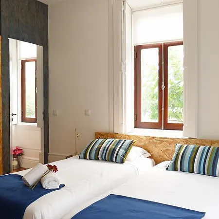 Furadouro Surf Camp Apartamento *