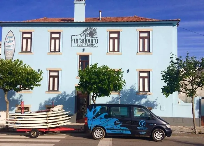 Апартаменты Furadouro Surf Camp *