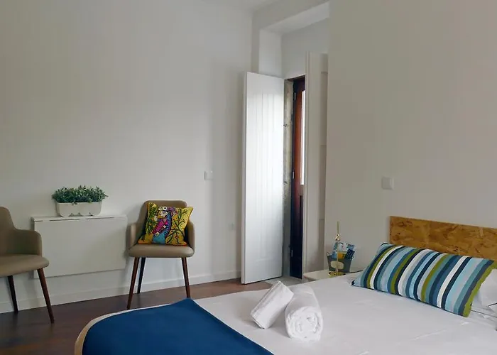 Furadouro Surf Camp Овар