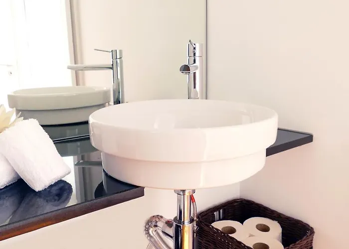 Апартаменты Furadouro Surf Camp *